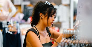 gen-z-2019-holiday-shopping-research-habits-attitudes