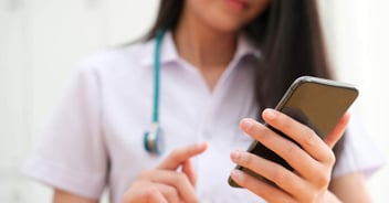 Healthcare and pharma market research: 4 ways conversational insights is changing the game